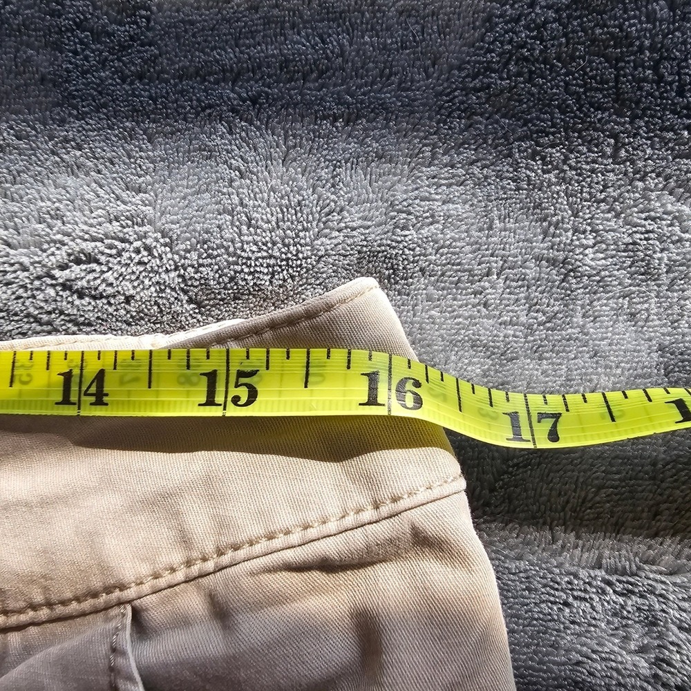 Christopher and Banks Womens Capri Pants Beige Size 8 Cotton Spandex Stretch - Picture 5 of 7